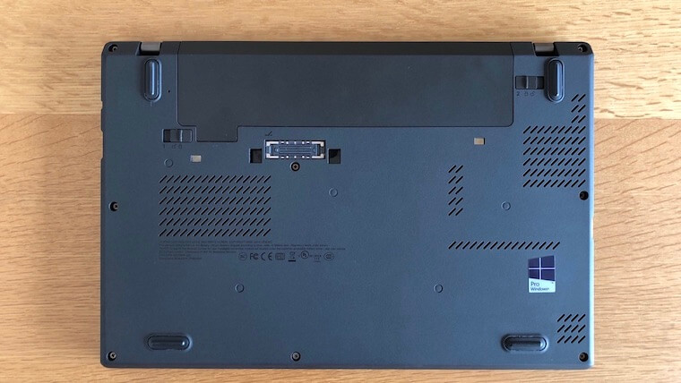 ThinkPad X250：背面
