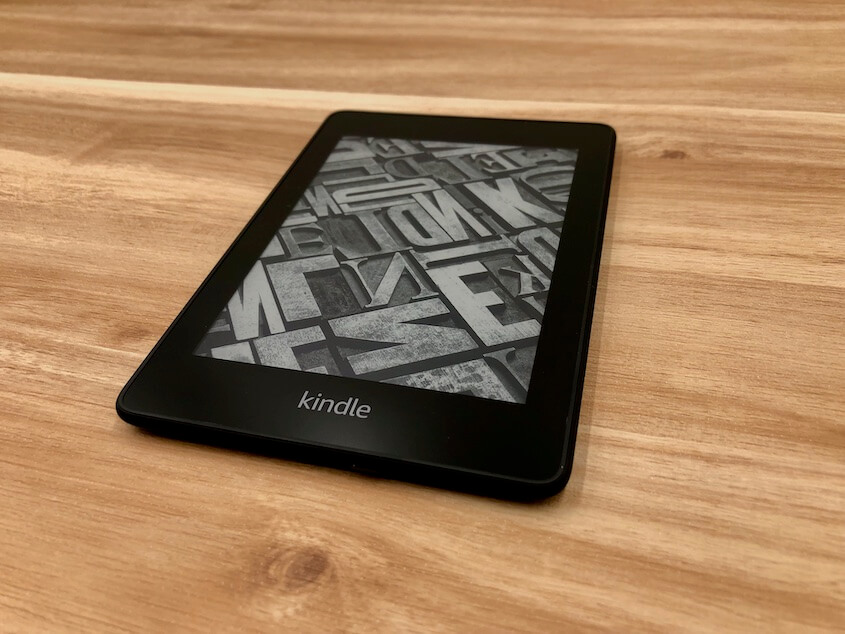 Kindle Paperwhite（第10世代）：本体